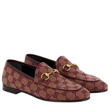 gucci burgundy gg loafer.